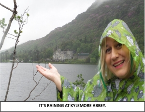 Globe Théâtre - Lily Poppins in Ireland - Kylemore Abbey in Connemara